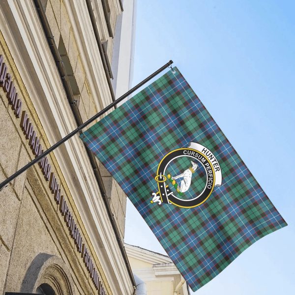 Hunter Ancient Tartan Crest House Flag Fashion - Image 4